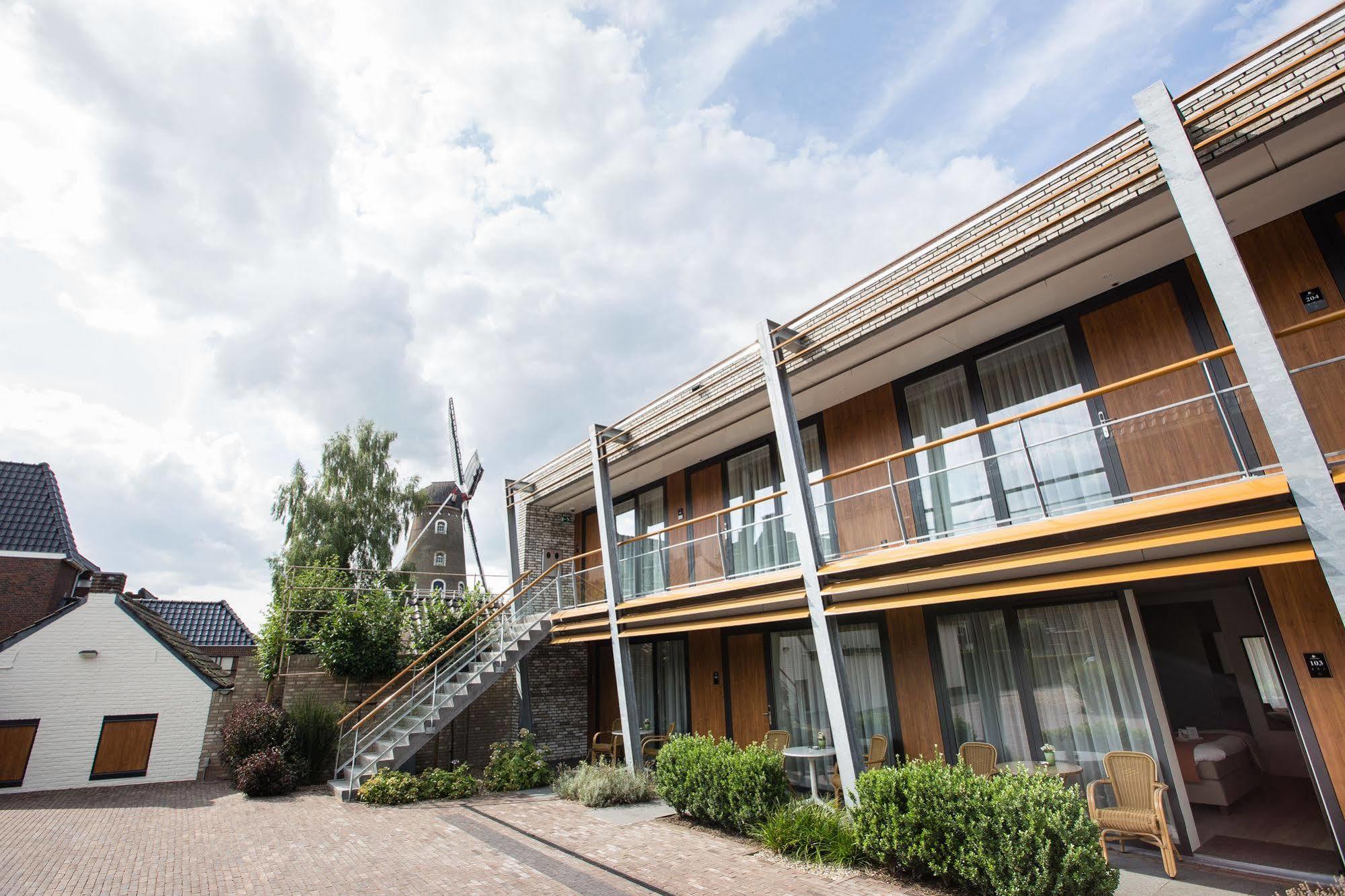 De Twee Linden Hotel Beneden-Leeuwen Exterior photo